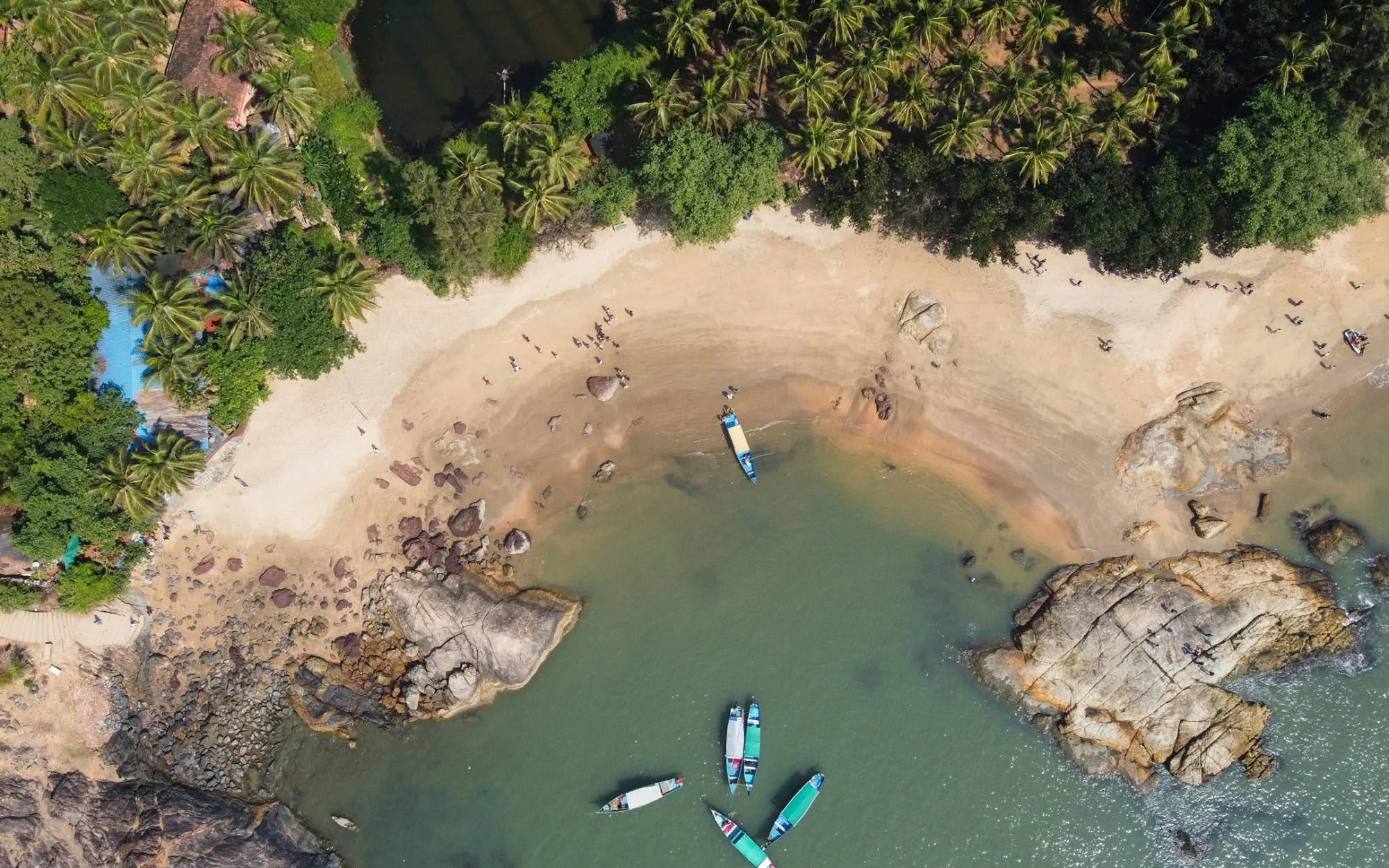 Gokarna: a long run to the coast